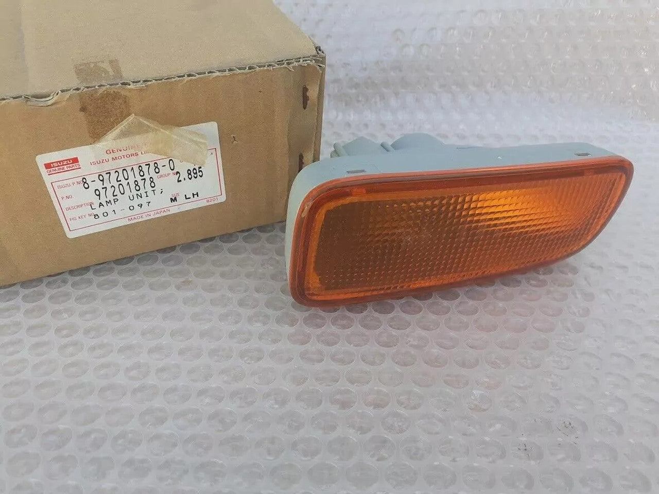 Turn Signal Indicator Front Left fits Isuzu TF Pickup Chevrolet LUV Opel Campo 8972018780 View Right