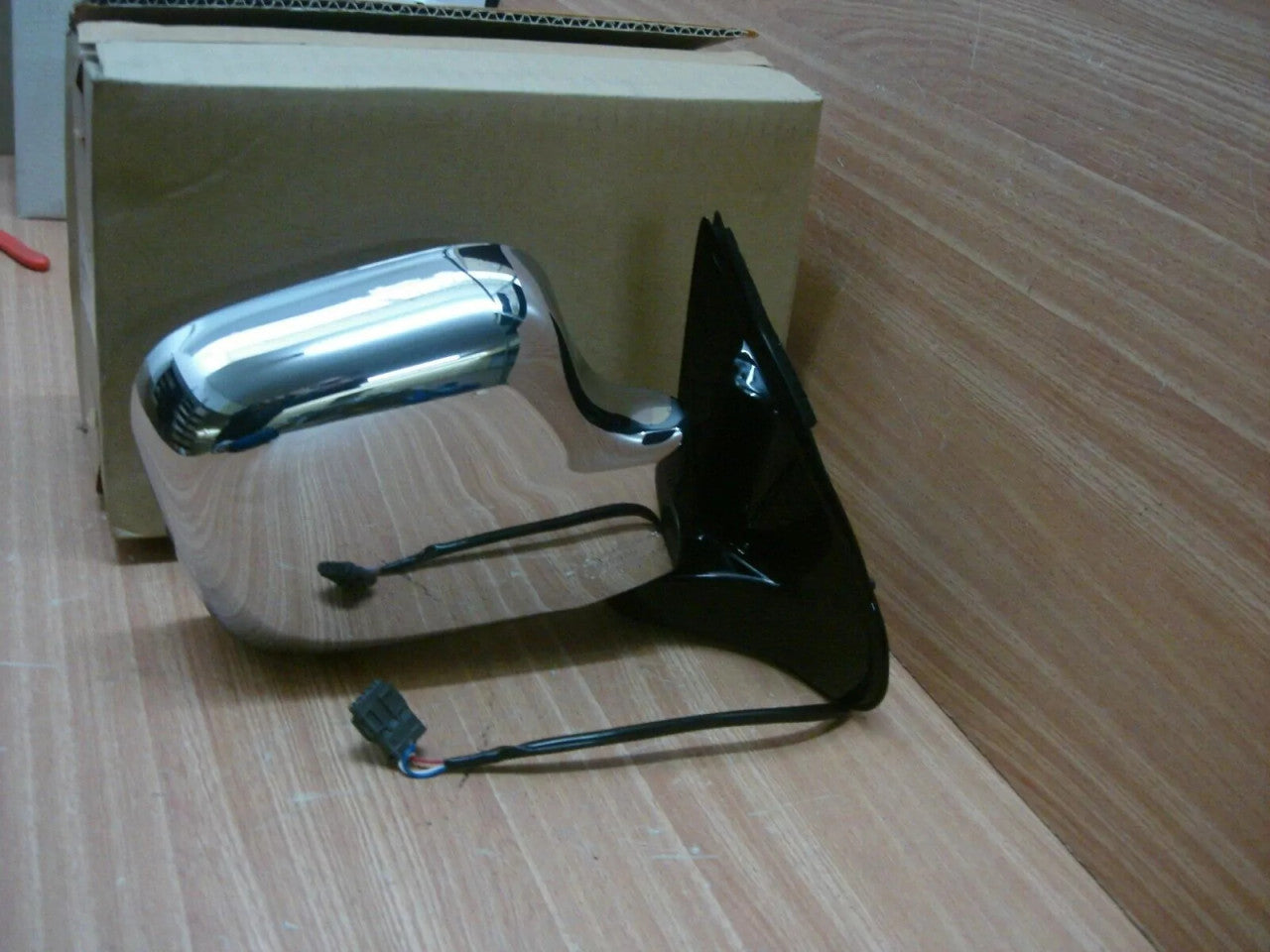 Wing Mirror Right fits Isuzu TF Pickup Chevrolet LUV Opel Vauxhall Campo Genuine 8972149642 View Right