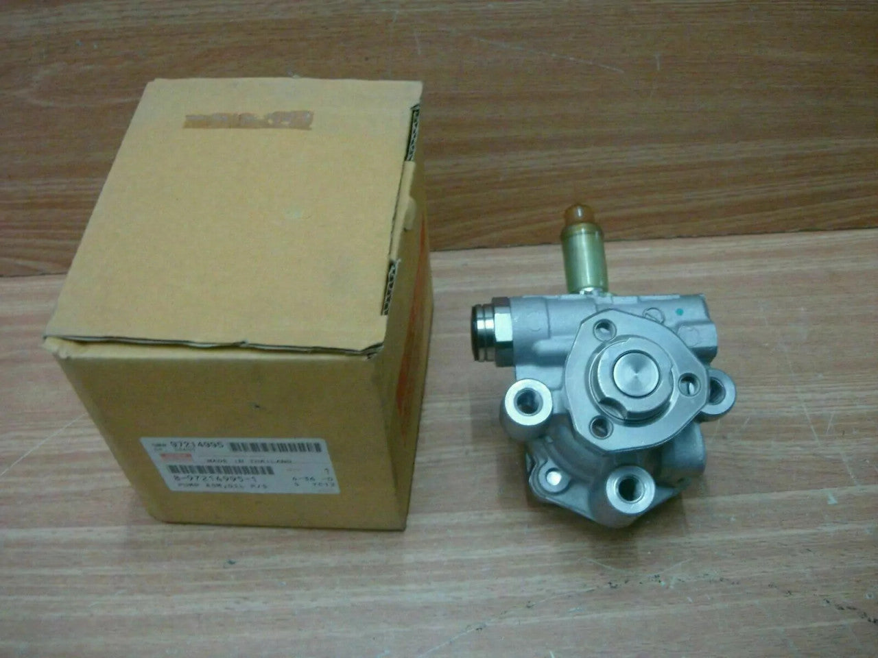 Power Steering Pump fits Isuzu Dmax D-Max 8972149951 Genuine View Right