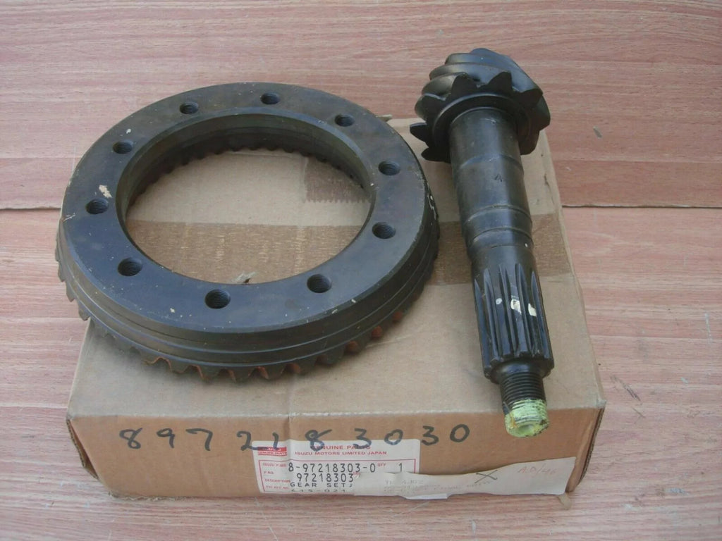 Differential Gear Pinion fits Isuzu Pickup TF Chevrolet LUV Opel Monterey Campo 8972183030 View Right