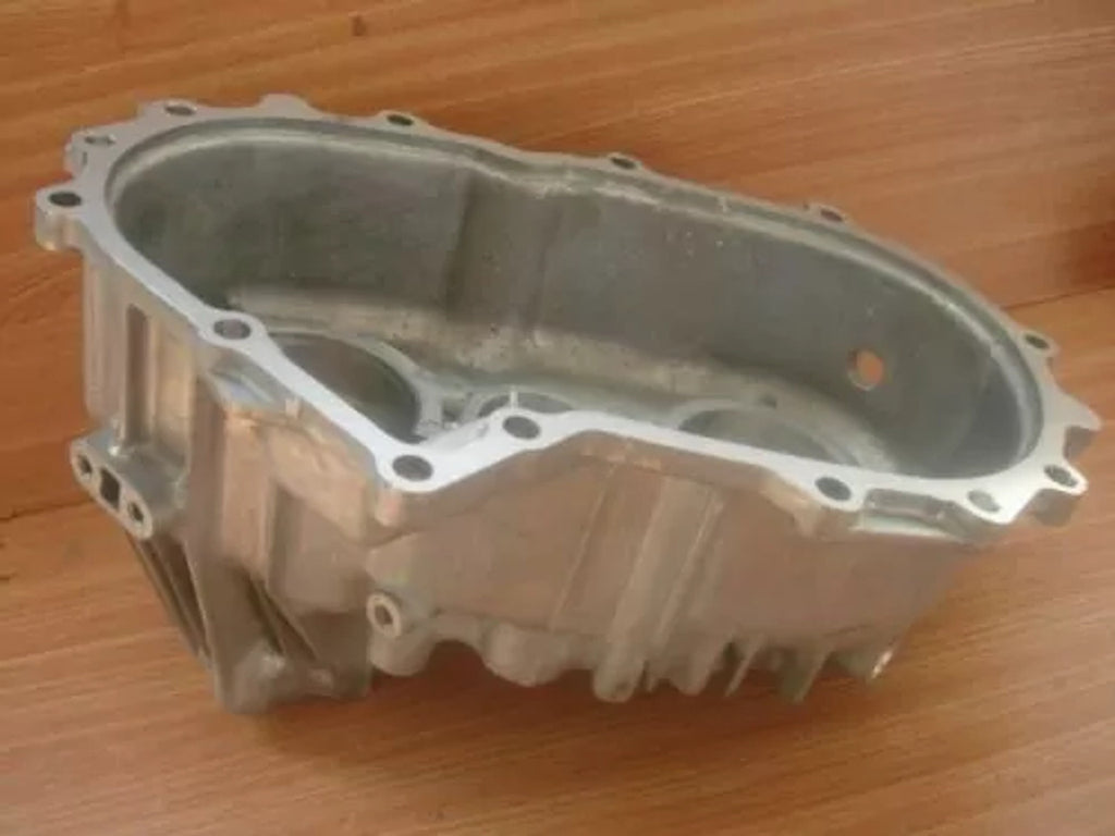 Cover Rear Transmission fits Isuzu TFS TFR Pickup Chevrolet LUV 4JG2 Genuine 8972199290 View Right