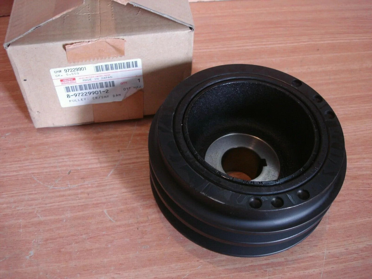 Pulley Crankshaft fits Isuzu Pickup TF Chevrolet LUV 4JA1 8972299012 Genuine View Rear