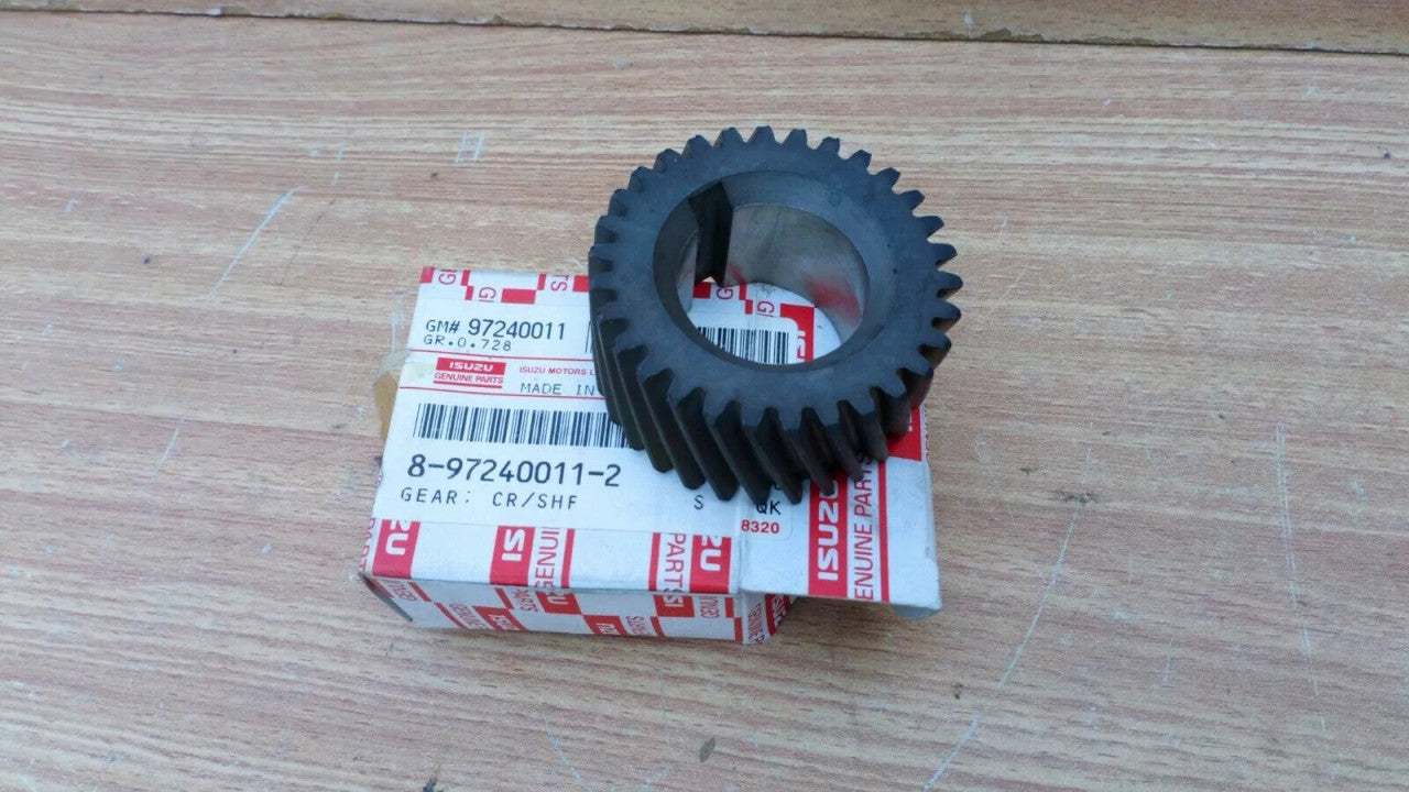 Crankshaft Gear Z=30 fits Isuzu 4JA1 4JH1 8972400112 Genuine View Front