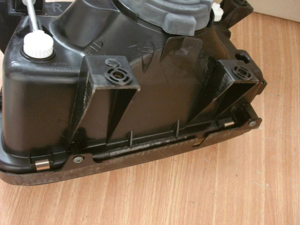 Headlight Right fits Isuzu Pickup TFS TFR Chevrolet LUV Holden Genuine 8972465061 View Right