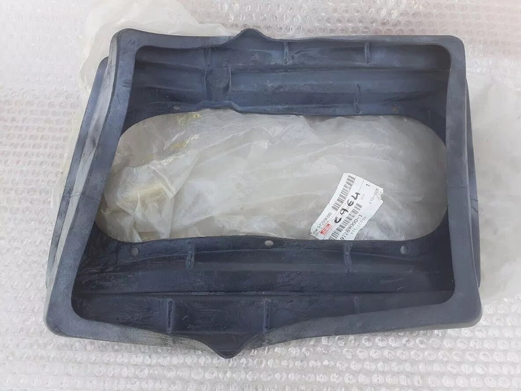 Hood Bonnet Scoop Seal fits Isuzu Pickup TF Chevrolet LUV 4JA1T Genuine 8972890001 View Left