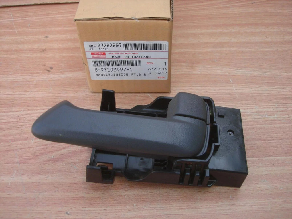 Interior Door Handle Front Right fits Isuzu Dmax D-Max Rodeo Colorado Genuine 8972939971 View Rear