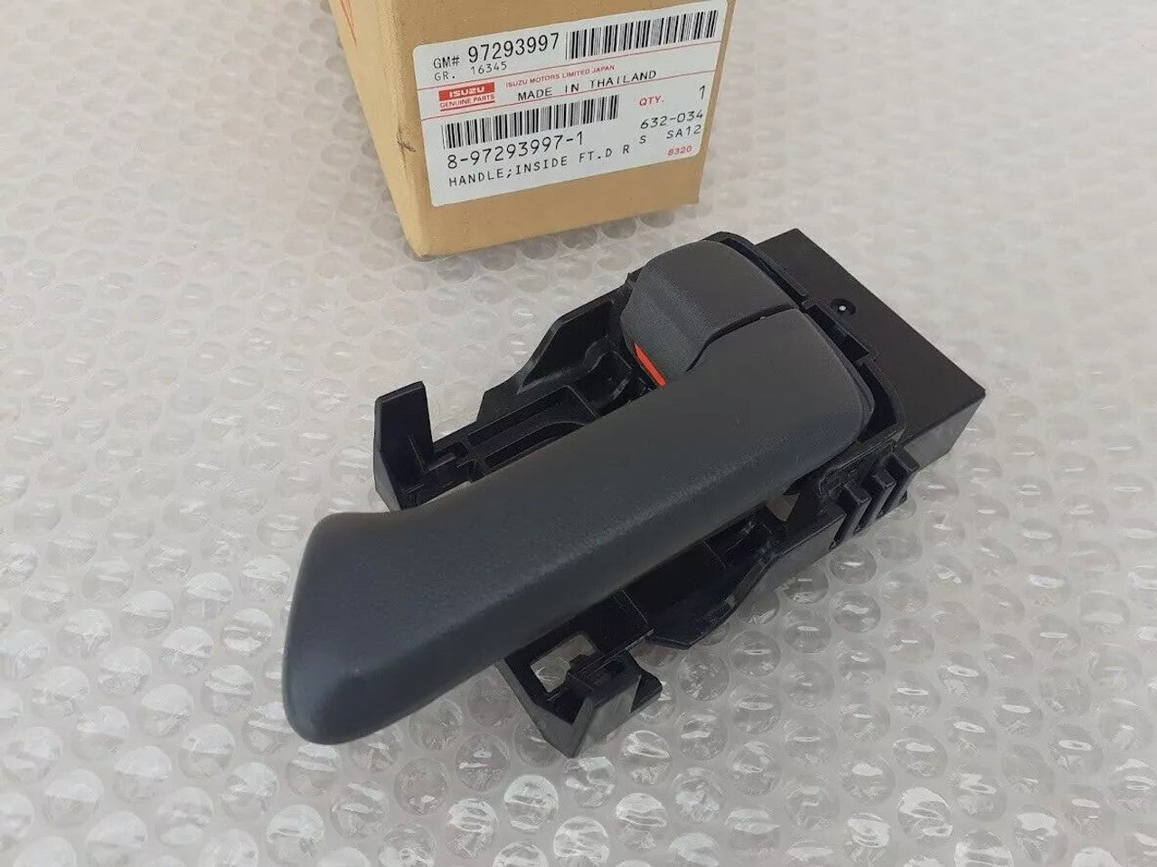 Interior Door Handle Front Right fits Isuzu Dmax D-Max Rodeo Colorado Genuine 8972939971 View Left