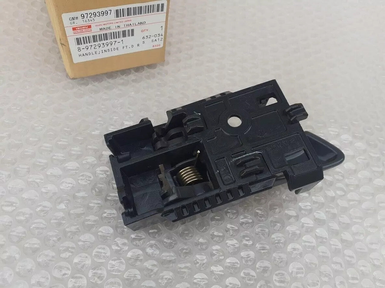 Interior Door Handle Front Right fits Isuzu Dmax D-Max Rodeo Colorado Genuine 8972939971 View Upper