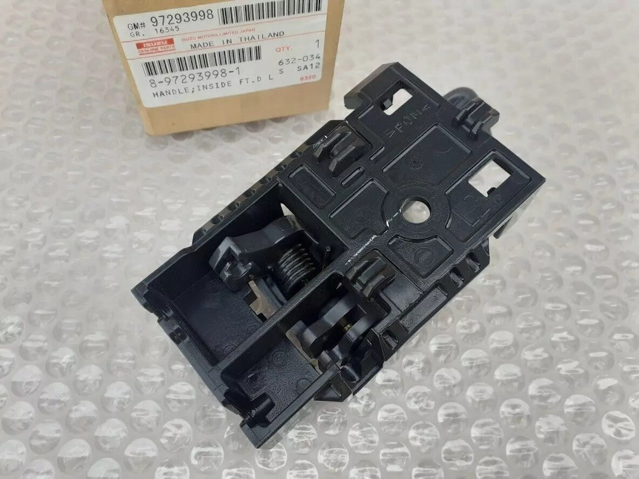 Interior Door Handle Front Left fits Isuzu Dmax D-Max Rodeo Colorado Genuine 8972939981 View Upper