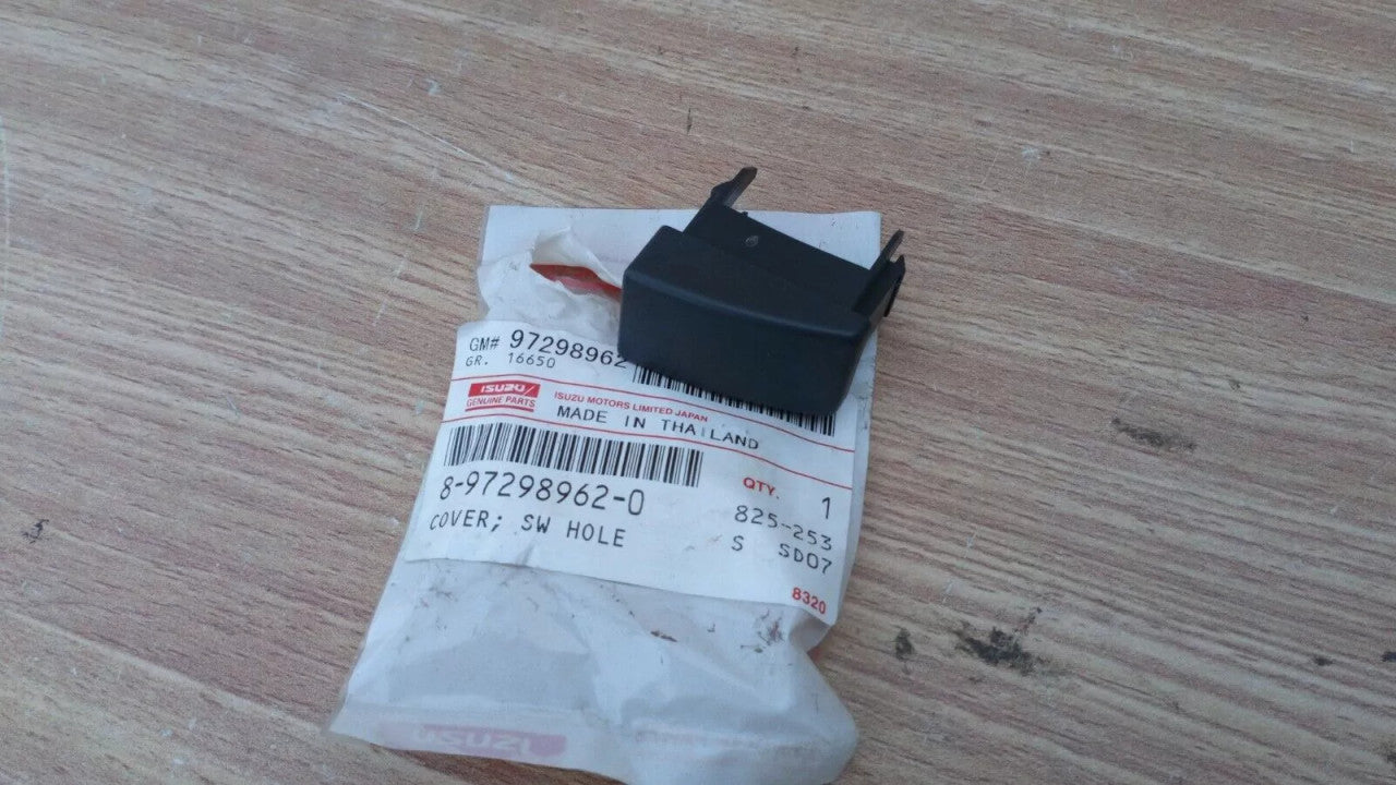 Dashboard Switch Cover fits Isuzu Chevrolet Holden 8972989620 Genuine View Front