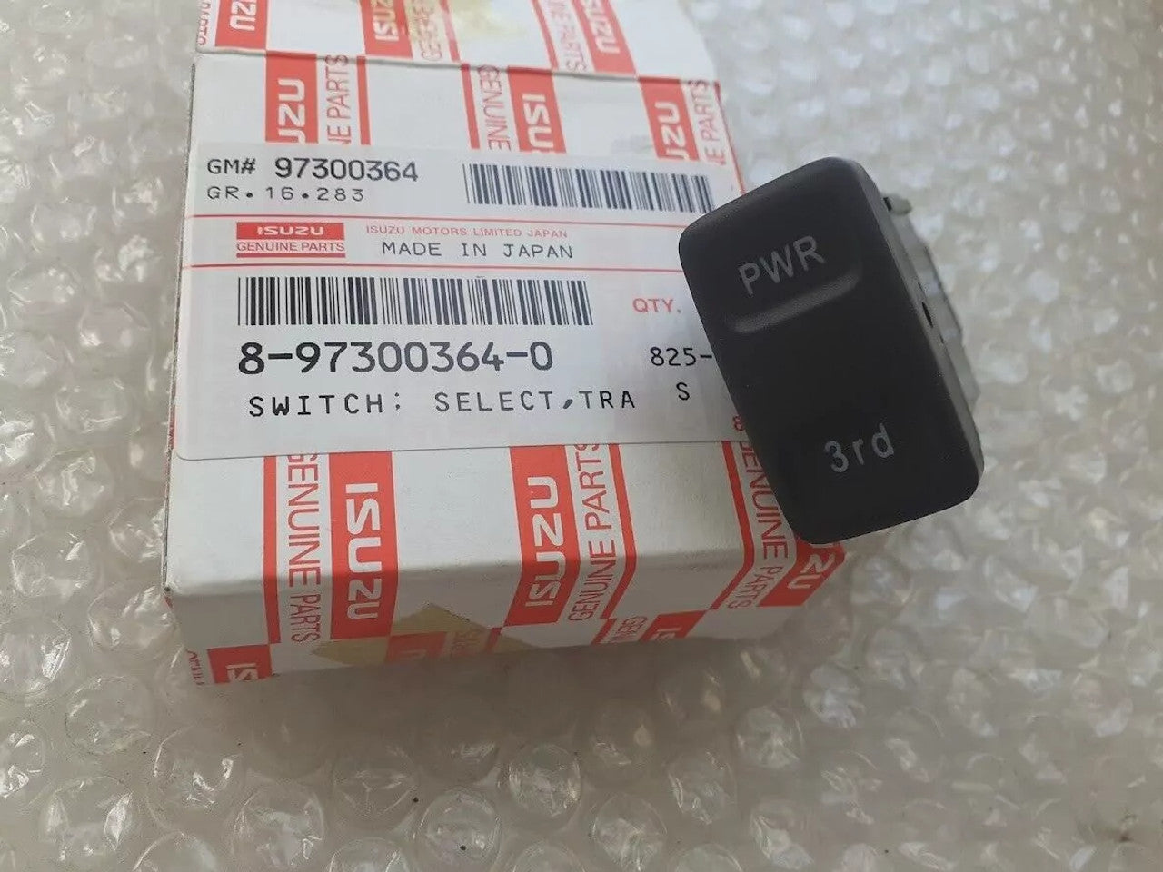 Transmission Control Switch fits Isuzu Pickup Dmax Rodeo Denver 8973003640 View Front