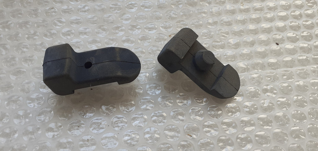 2x Stopper Rubber Tailgate fits Isuzu Dmax D-Max Rodeo Denver 8973021852 Genuine View Front