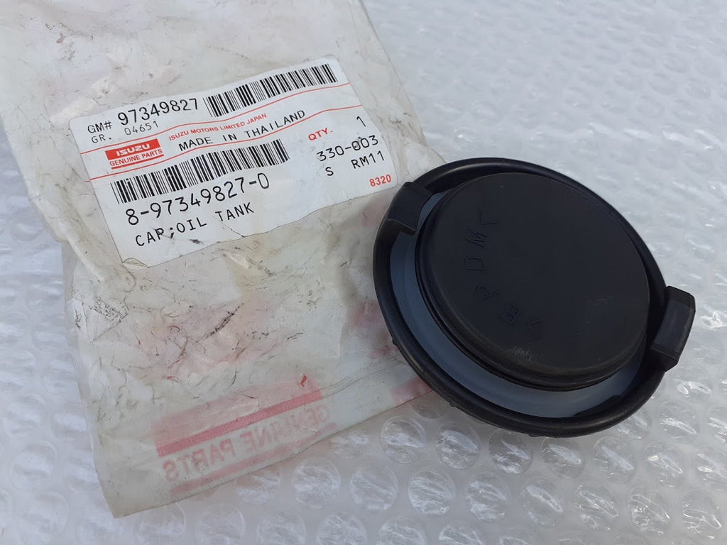 Brake Master Cylinder Tank Cap fits Isuzu Dmax Rodeo Denver 8973498270 Genuine View Rear