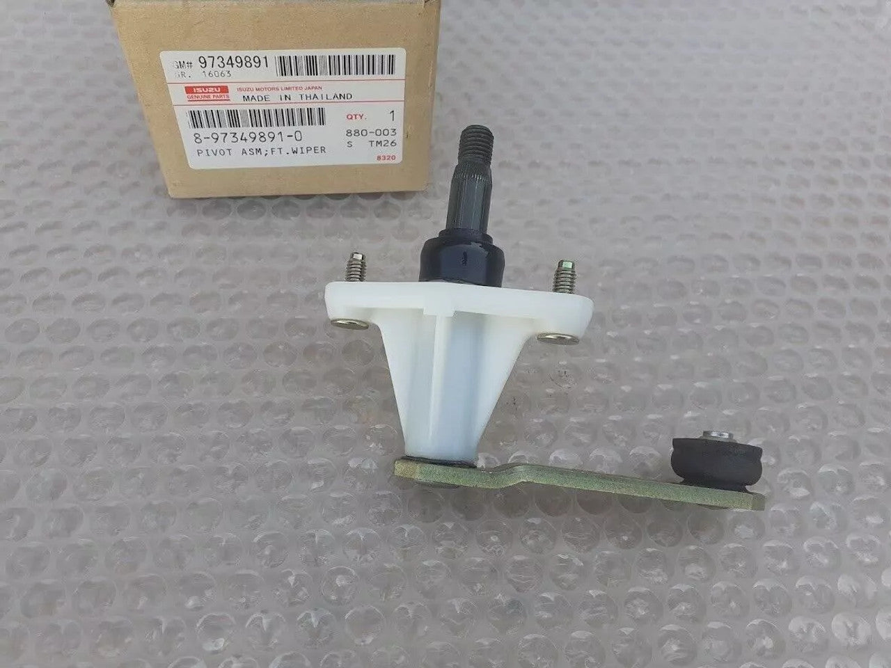 Front Wiper Pivot Right fits Isuzu TFS TFR D-Max Dmax 8973498910 Genuine View Left