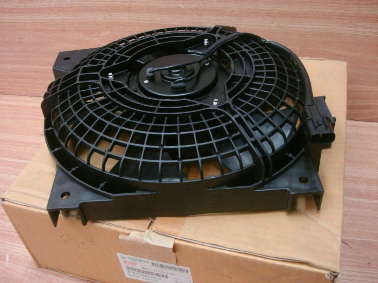 A/C Condenser Fan fits Isuzu Rodeo Dmax UCR MU UCS 8973566460 Genuine View Rear