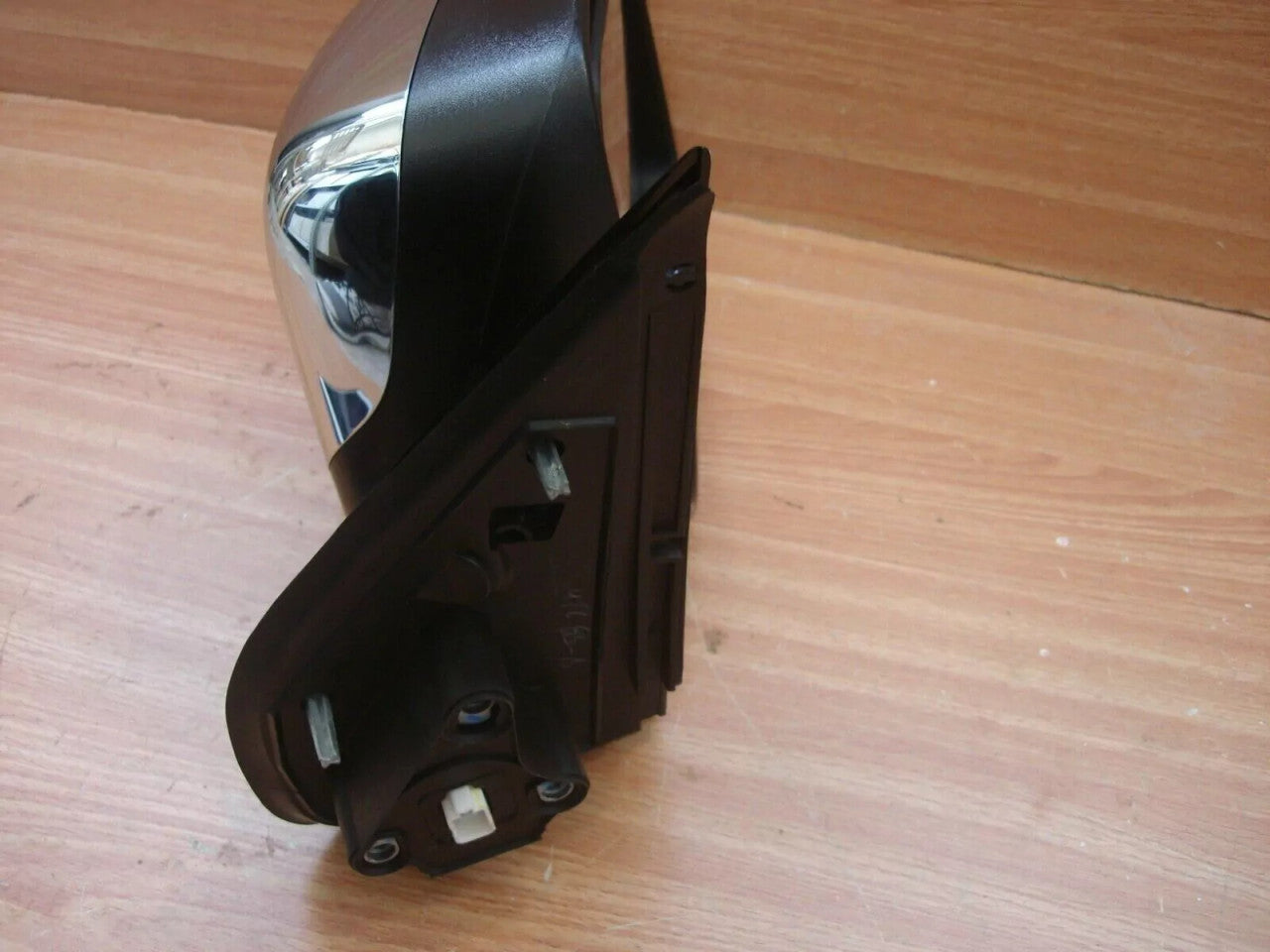 Wing Mirror Right fits Isuzu Dmax D-Max Rodeo Denver Pickup 8973578980 Genuine View Rear