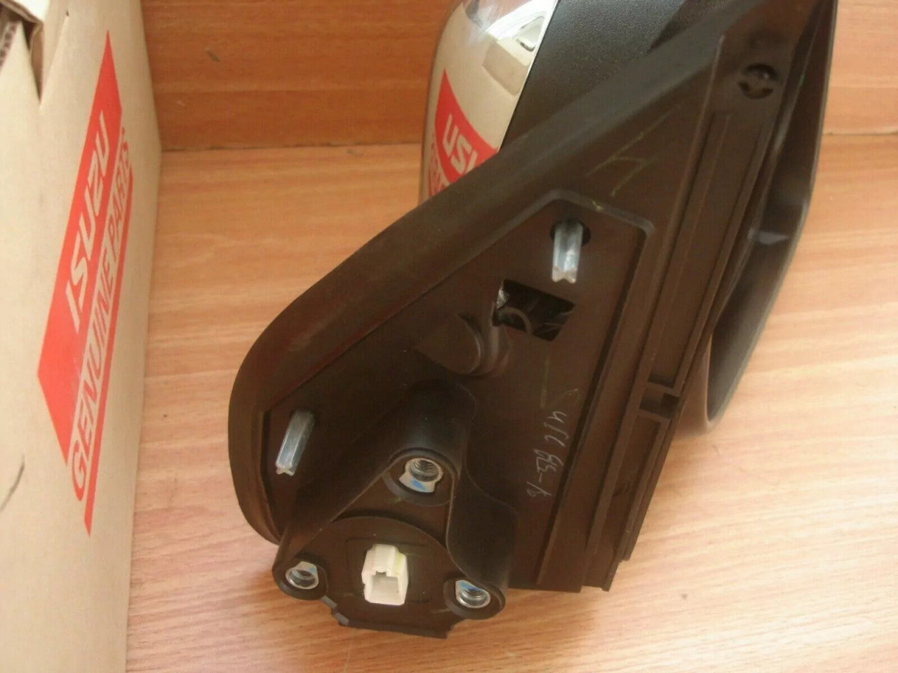 Wing Mirror Right fits Isuzu Dmax D-Max Rodeo Denver Pickup 8973578980 Genuine View Right