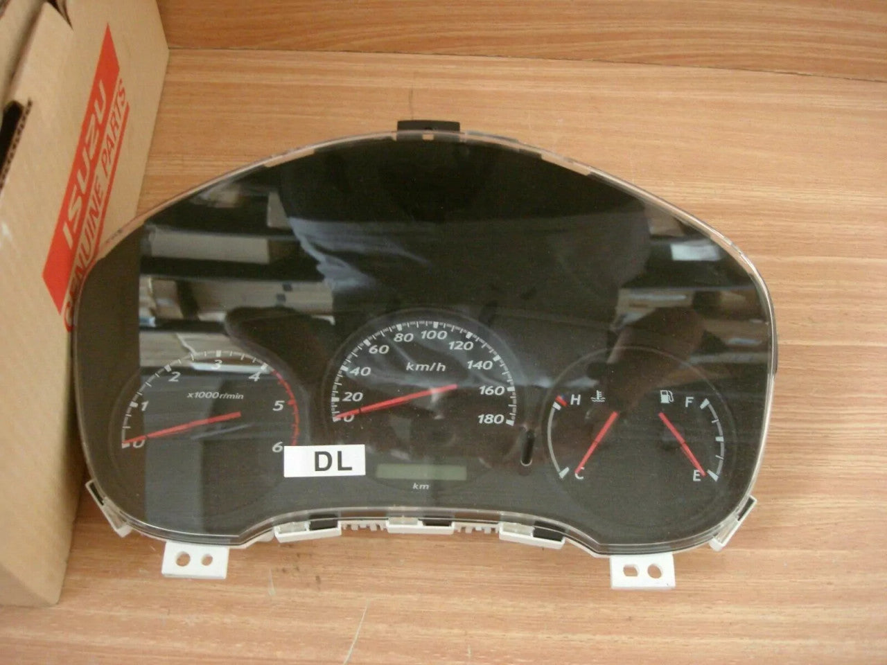 Instrument Cluster fits Isuzu Dmax D-Max Rodeo Denver Pickup 8973637490 Genuine View Rear