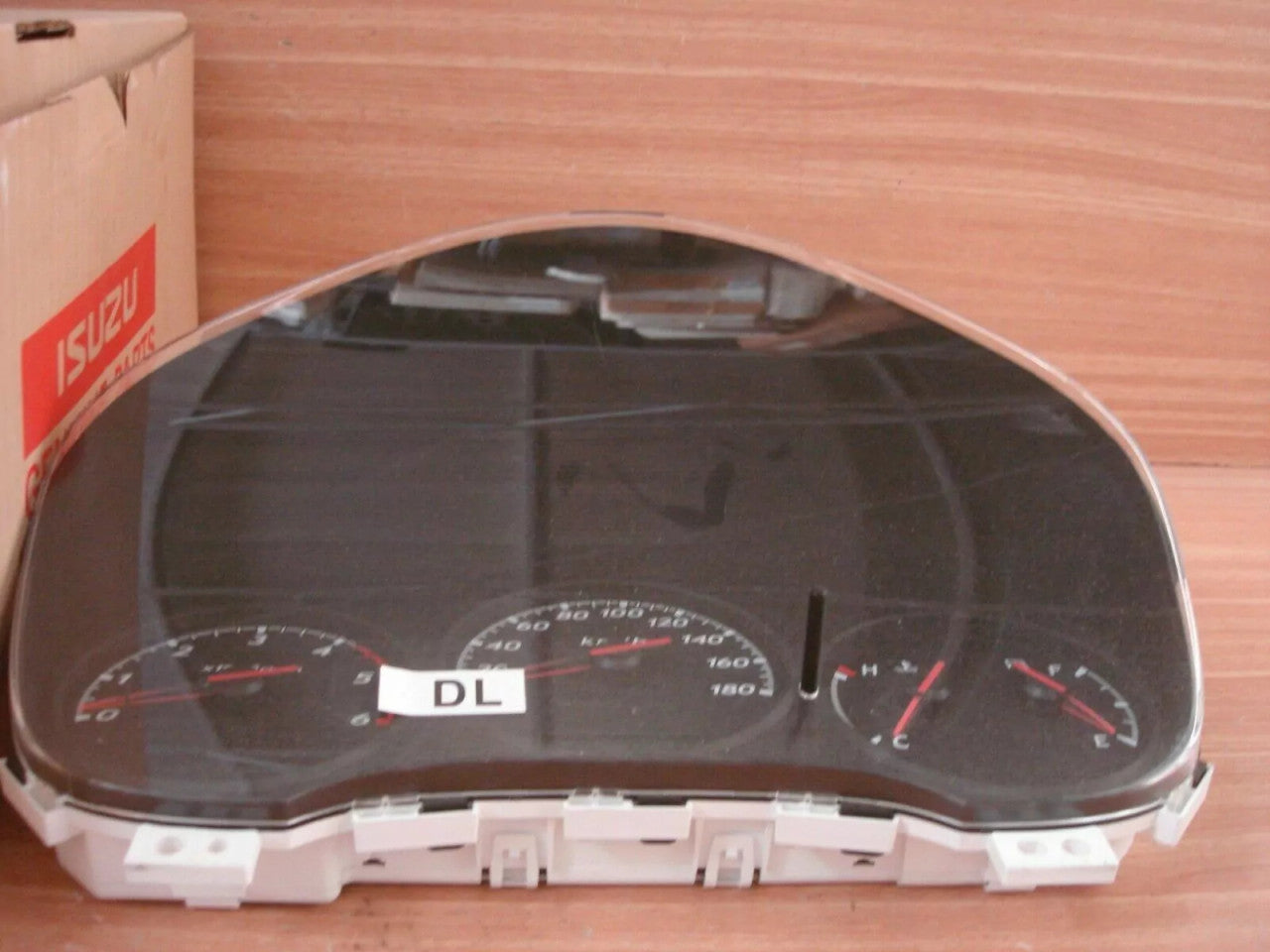 Instrument Cluster fits Isuzu Dmax D-Max Rodeo Denver Pickup 8973637490 Genuine View Right