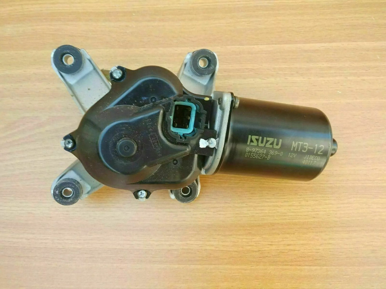 Wiper Motor Right fits Isuzu Pickup UCS UCR TF Dmax D-Max Rodeo 8973643690 View Right