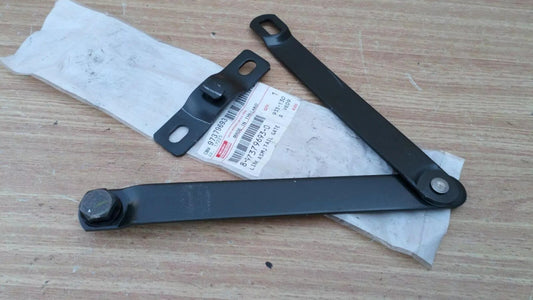 Tailgate Links fits Isuzu D-Max Dmax 8973796930 Genuine View Front