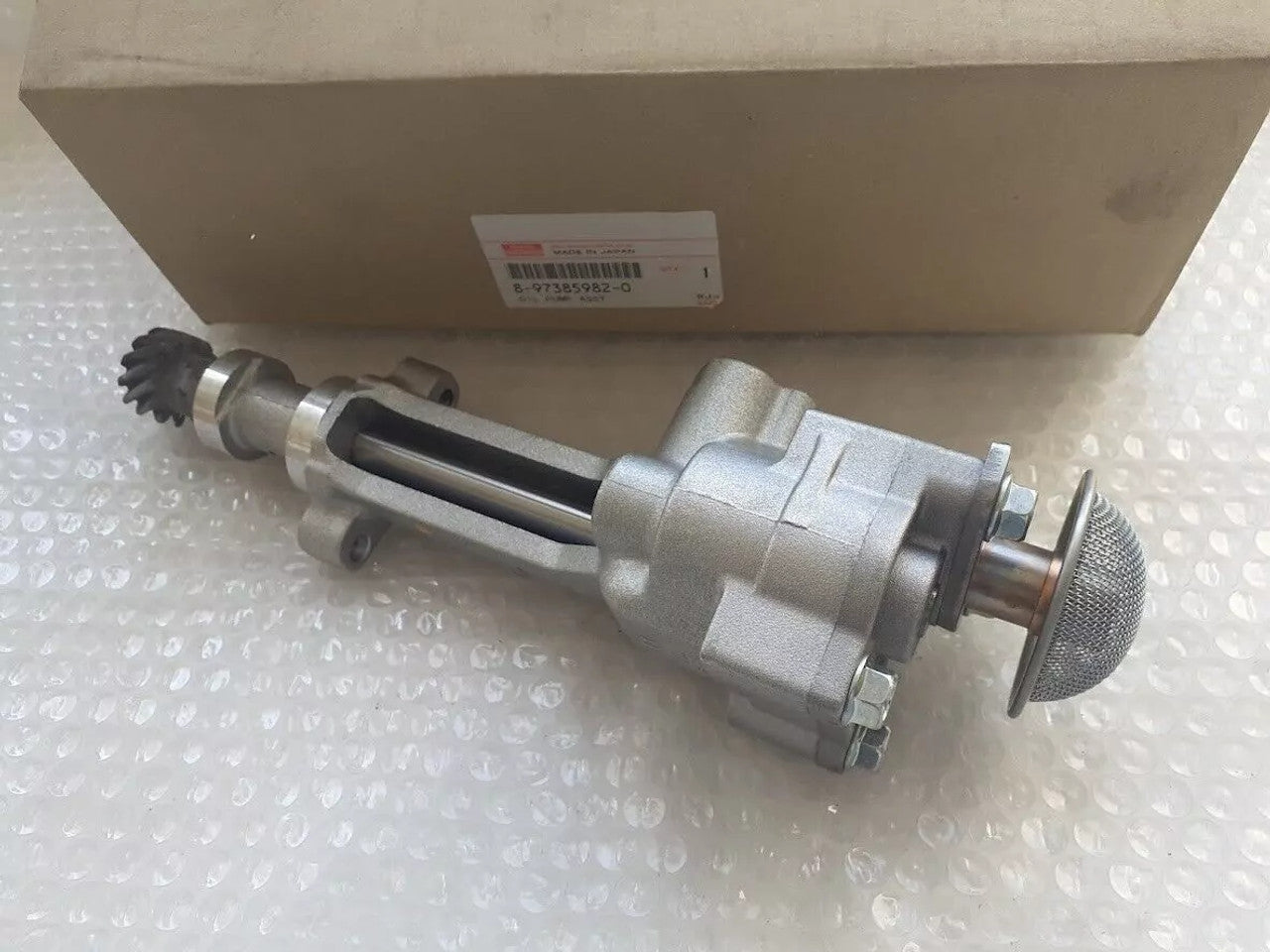 Oil Pump fits Isuzu Pickup TF Opel Campo Chevrolet LUV 4JA1 4JB1/T Genuine 8973859820 View Upper