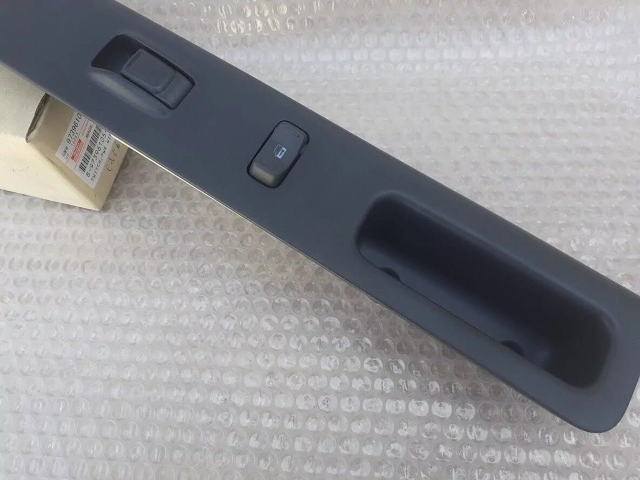 Window Switch Front Left fits Isuzu D-Max Dmax Rodeo Denver 8973961050 Genuine View Upper