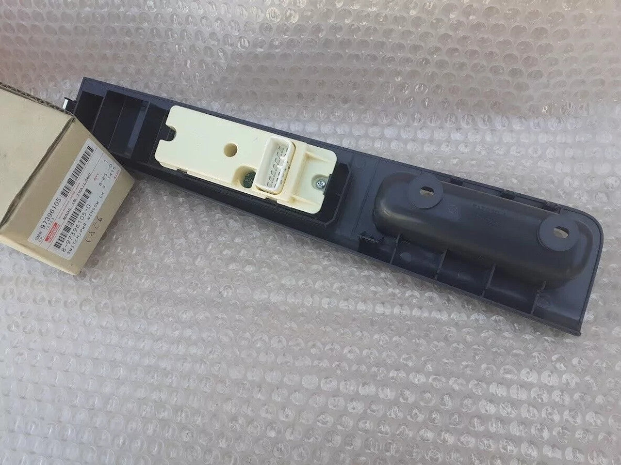 Window Switch Front Left fits Isuzu D-Max Dmax Rodeo Denver 8973961050 Genuine View Lower