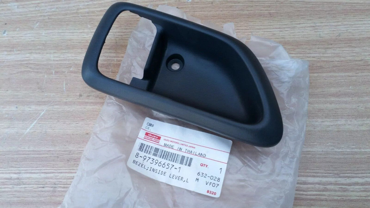 Interior Door Handle Bezel Front Rear Left fits Isuzu Dmax D-Max Rodeo Denver 8973966571 View Front