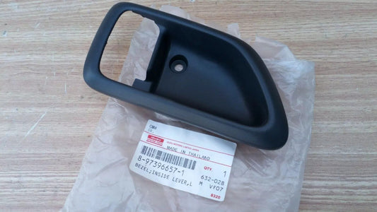 Interior Door Handle Bezel Front Rear Left fits Isuzu Dmax D-Max Rodeo Denver 8973966571 View Front