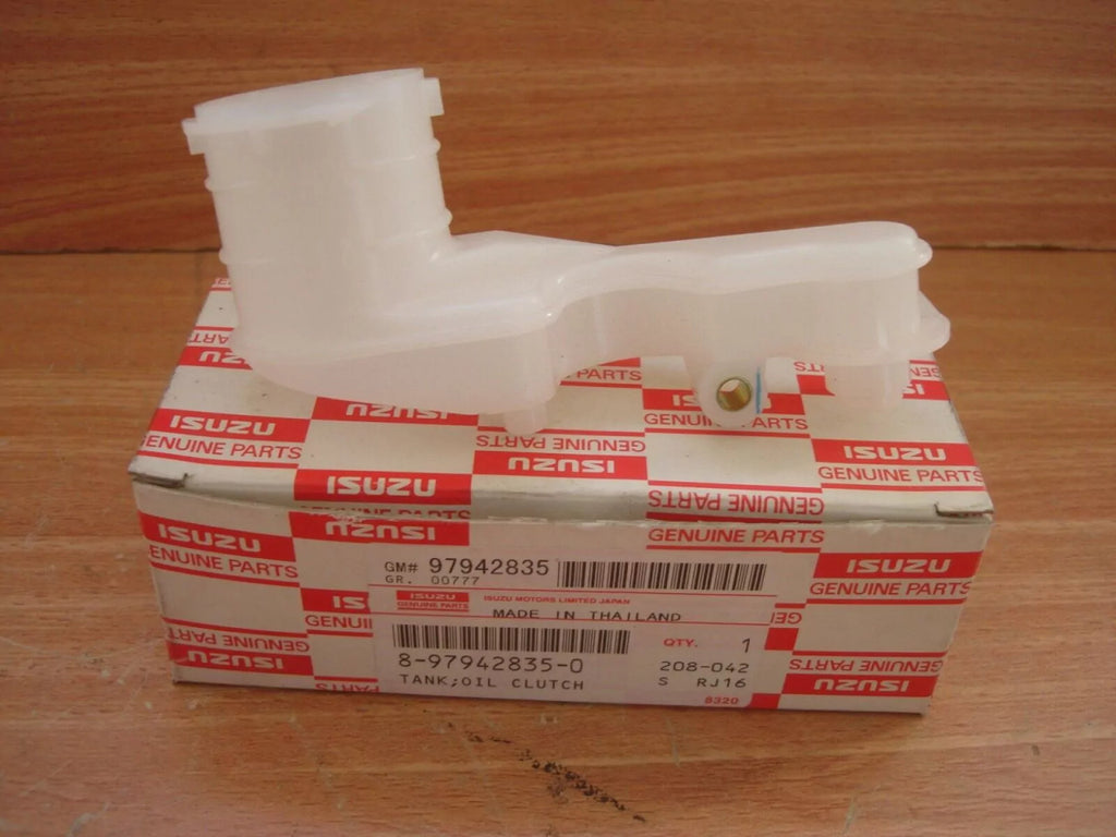 Clutch Master Cylinder Tank RHD fits Isuzu Pickup Dmax D-Max 8979428350 Genuine View Front