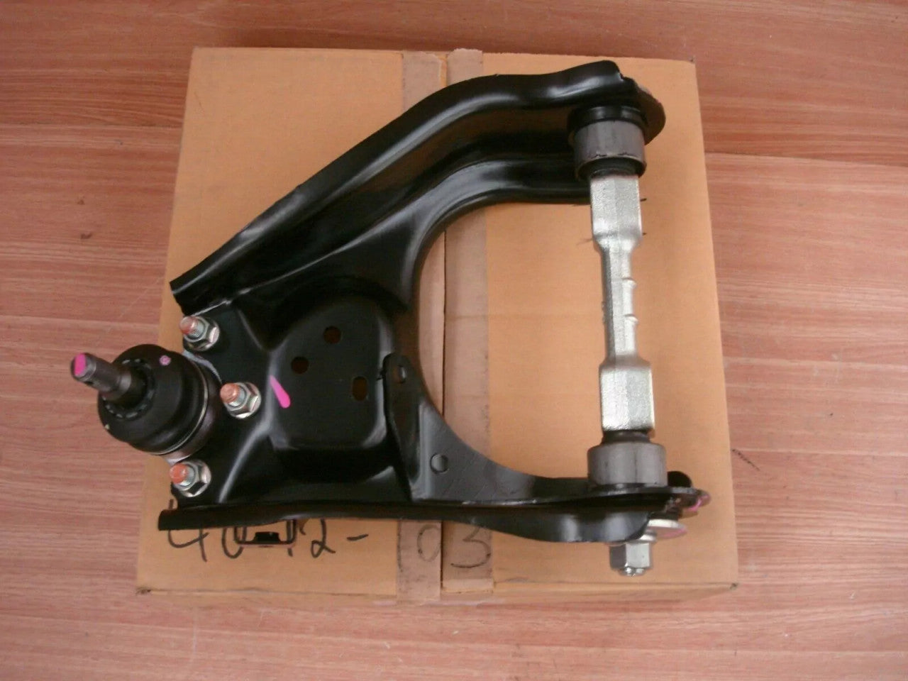 Control Arm Front Upper Left fits Isuzu Rodeo Dmax D-Max 8980058390 Genuine View Right