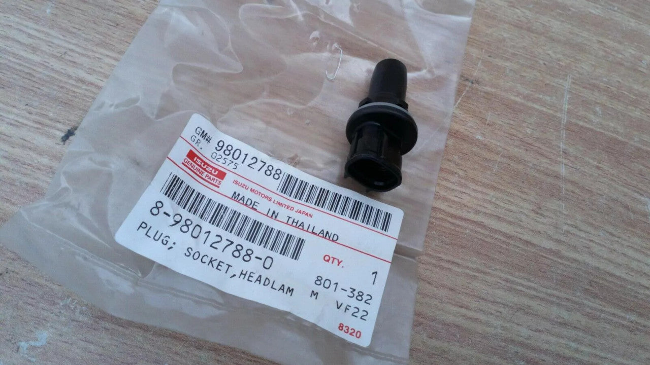 Headlight Socket fits Isuzu Dmax D-Max Rodeo Denver 8980127880 Genuine View Front
