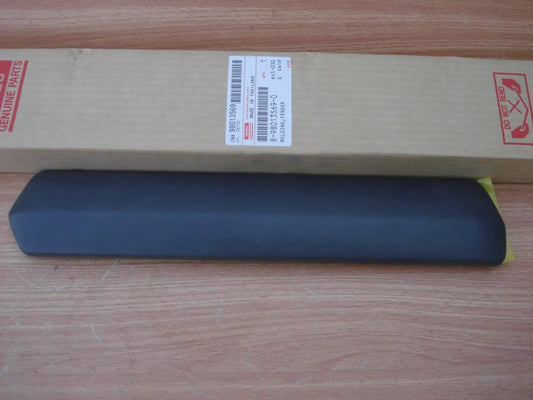 Moulding Rear Fender Left fits Isuzu Dmax D-Max 8980135690 Genuine View Front