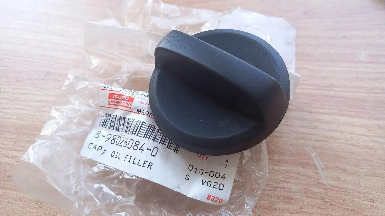 Oil Filler Cap fits Isuzu Dmax D-Max Rodeo Denver 8980260840 Genuine View Front