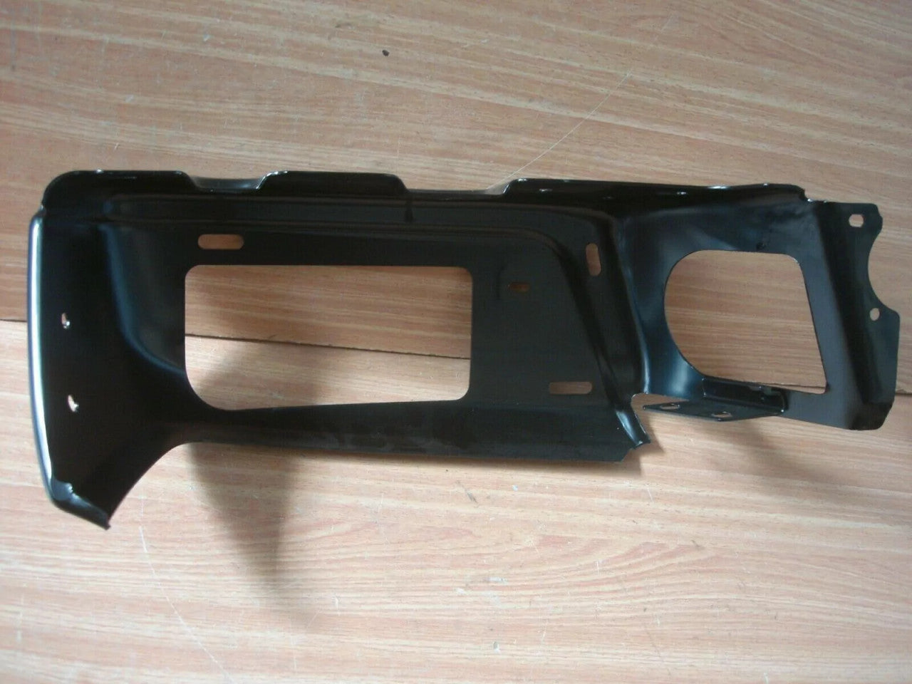 Bumper Shell Rear Right fits Isuzu Pickup D-Max Dmax Rodeo 8980301831 Genuine View Right