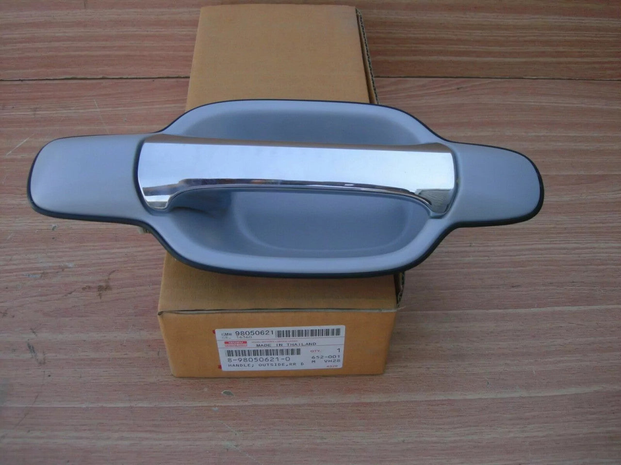 Exterior Door Handle Rear Left fits Isuzu Dmax D-Max Rodeo 8980506210 Genuine View Rear