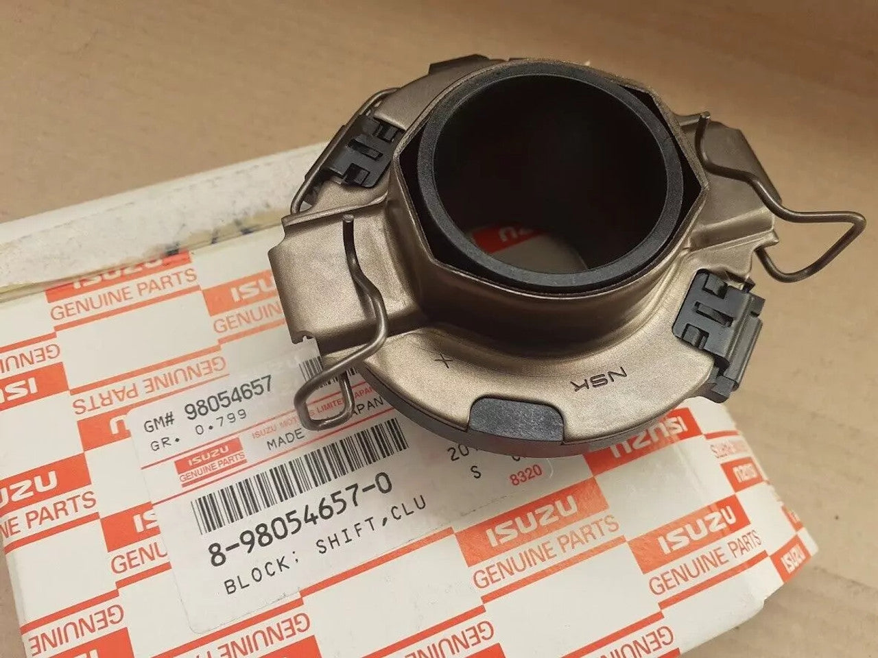 Clutch Release Bearing fits Isuzu NHR NKR NMR 8980546570 Genuine View Right