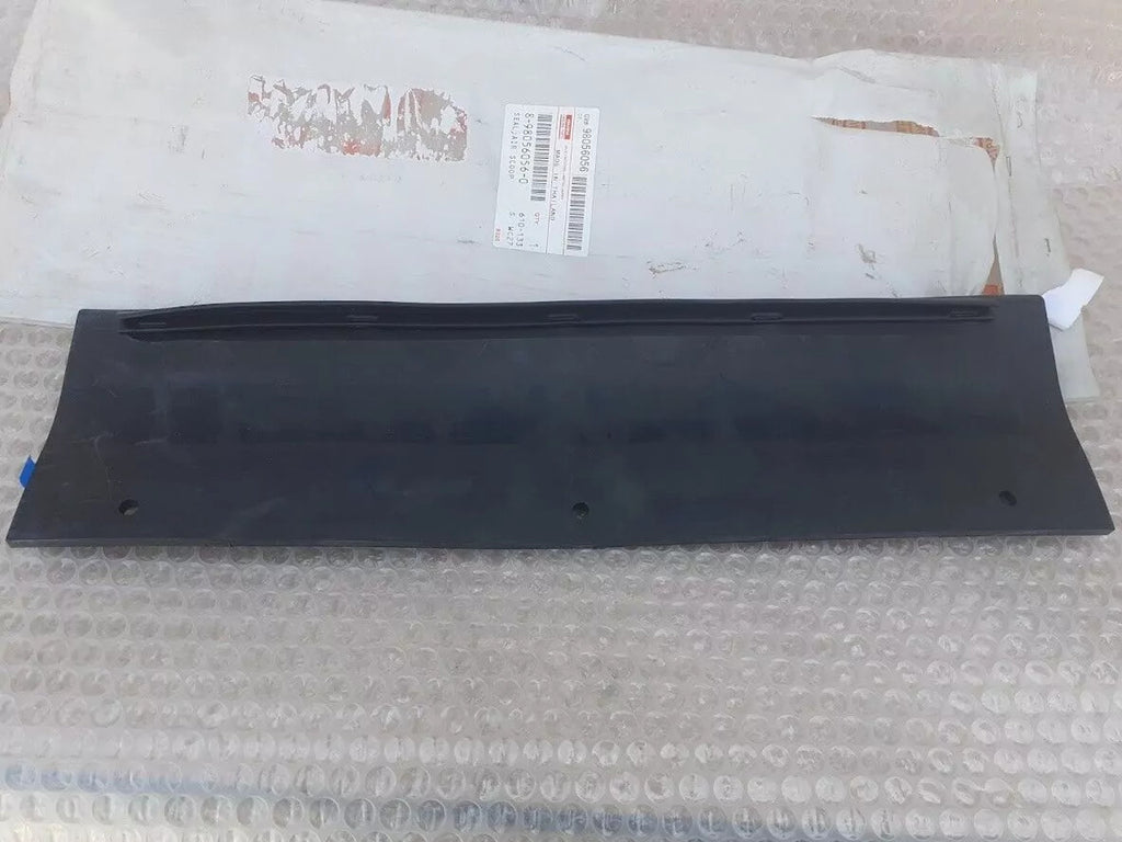 Hood Bonnet Air Scoop Seal fits Isuzu Dmax D-Max Rodeo Denver 8980560560 Genuine View Right
