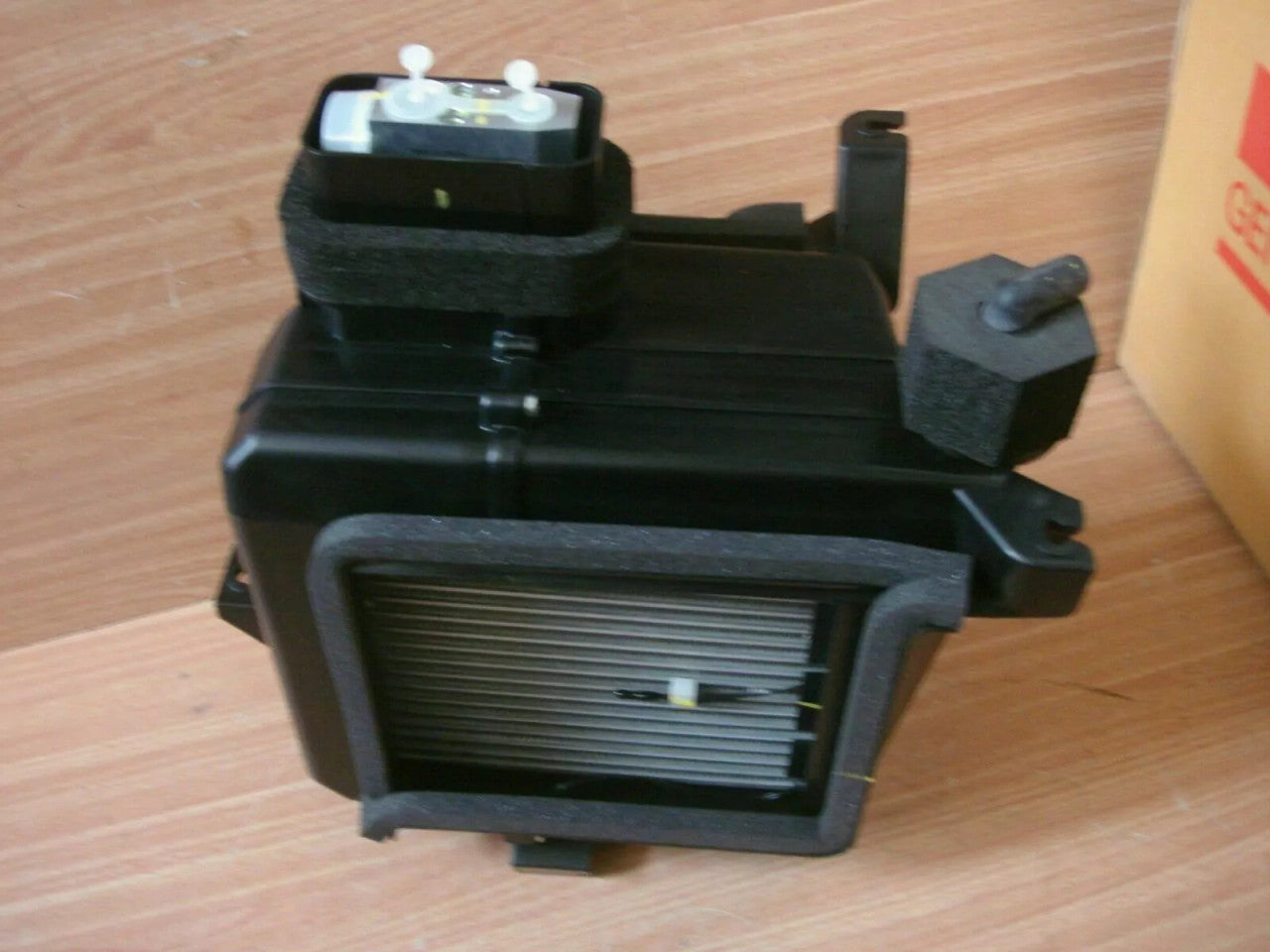 Evaporator fits Isuzu Pickup TFS TFR UCS UCR DMax D-Max 8980861680 Genuine View Upper