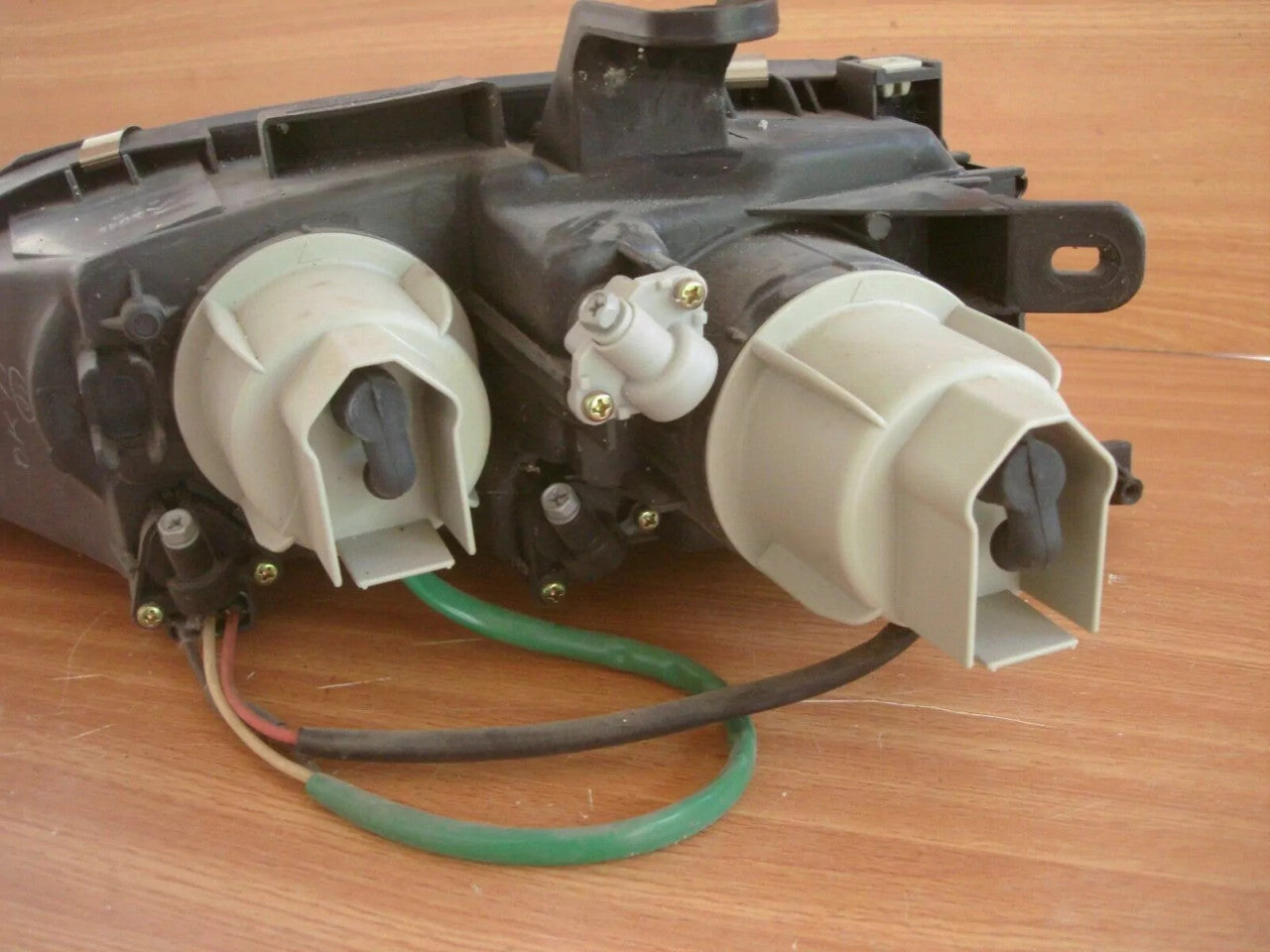 Headlight Right fits Mazda Lantis 8FBJ-51-030B Genuine View Right