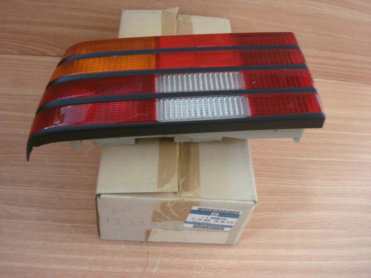 Tail Rear Light Left fits Opel Ascona C Vauxhall Cavalier 90008791 Genuine View Front