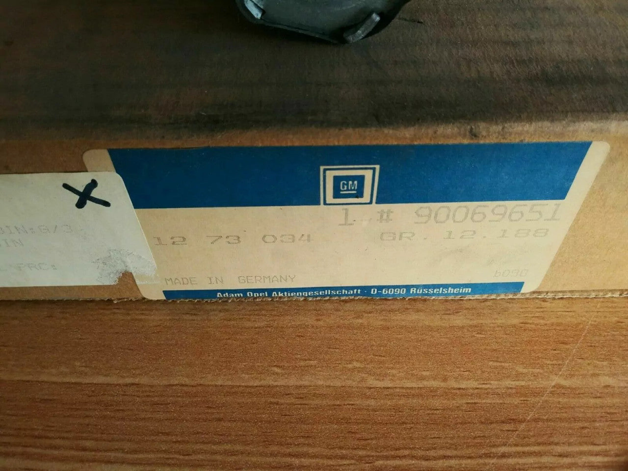 Windshield Wiper Motor Rear Window fits Opel Kadett D 90069651 Genuine View Left