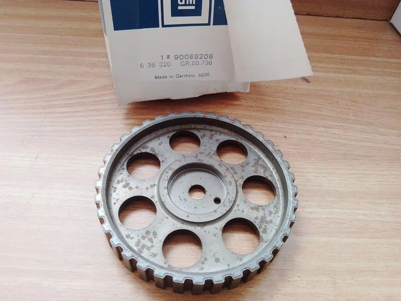 Camshaft Gear fits Opel Vauxhall 13N 13S C13N 90088208 Genuine View Front