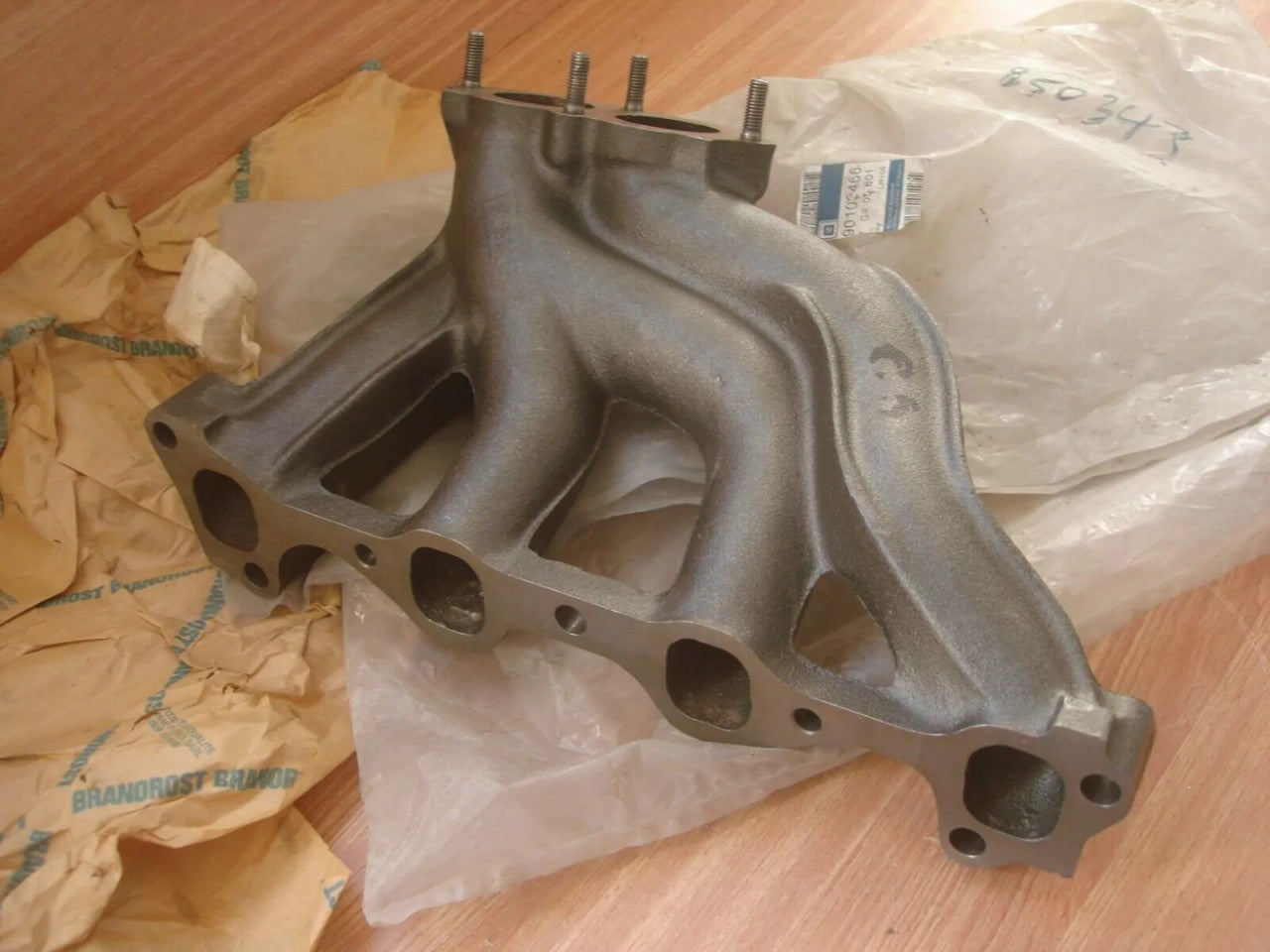 Exhaust Manifold fits Opel Kadett D E Ascona C Vauxhall Cavalier Diesel Genuine 90106466 View Right