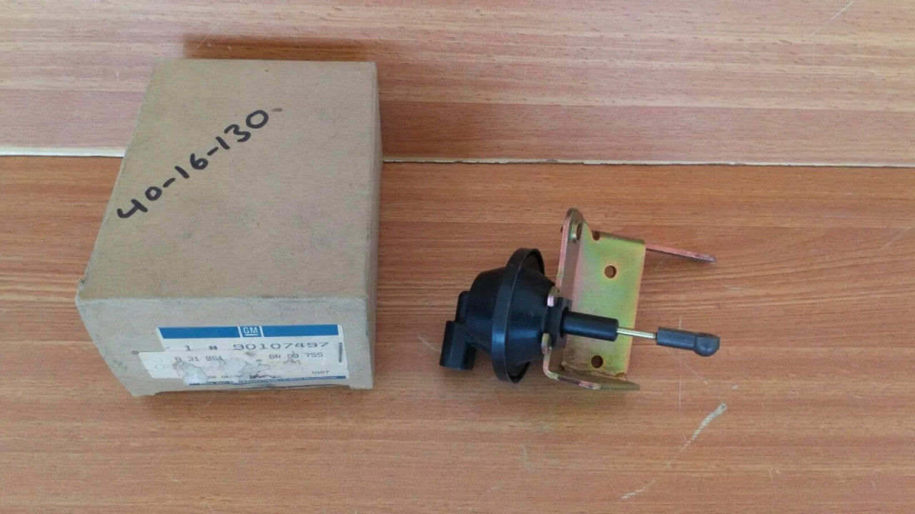 Vacuum Carburetor fits Opel Corsa A Ascona C Vauxhall Nova Cavalier 13S Genuine 90107497 View Rear