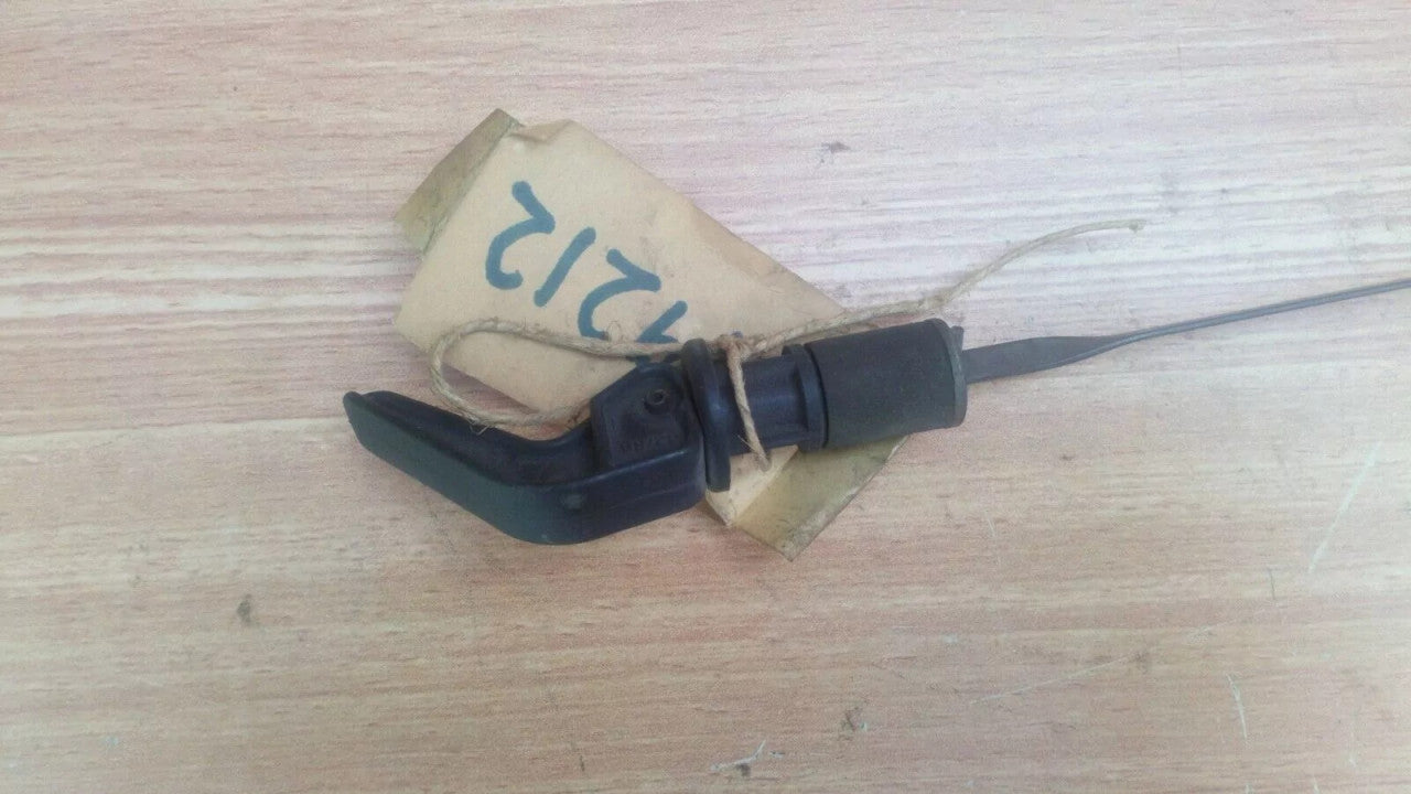 Dipstick Oil A/T fits Opel Ascona C Kadett E Vauxhall Cavalier Astra Genuine 90121267 View Rear