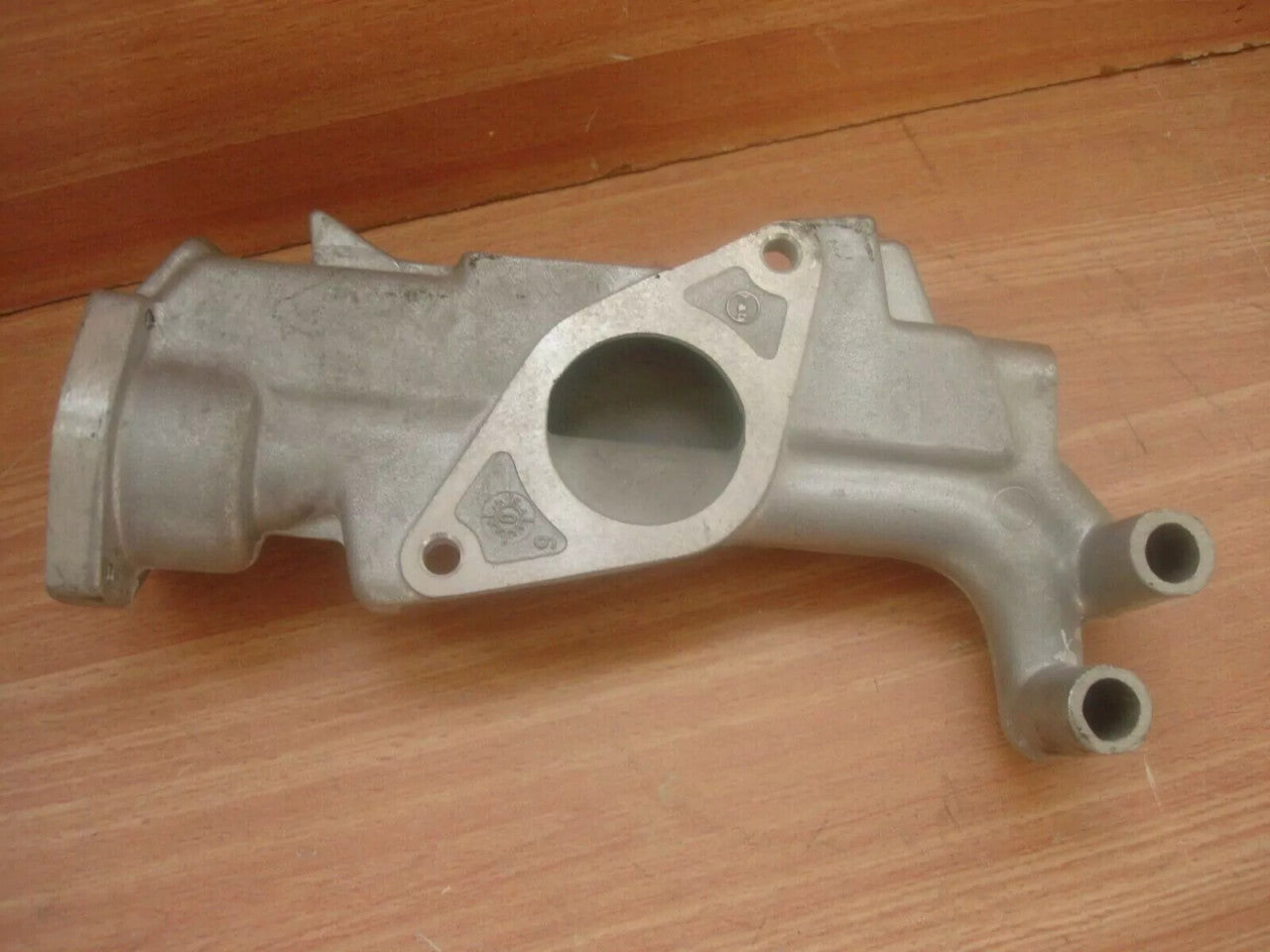 Housing Thermostat fits Opel Ascona C Vauxhall Cavalier 16N 16S 90122421 Genuine View Right