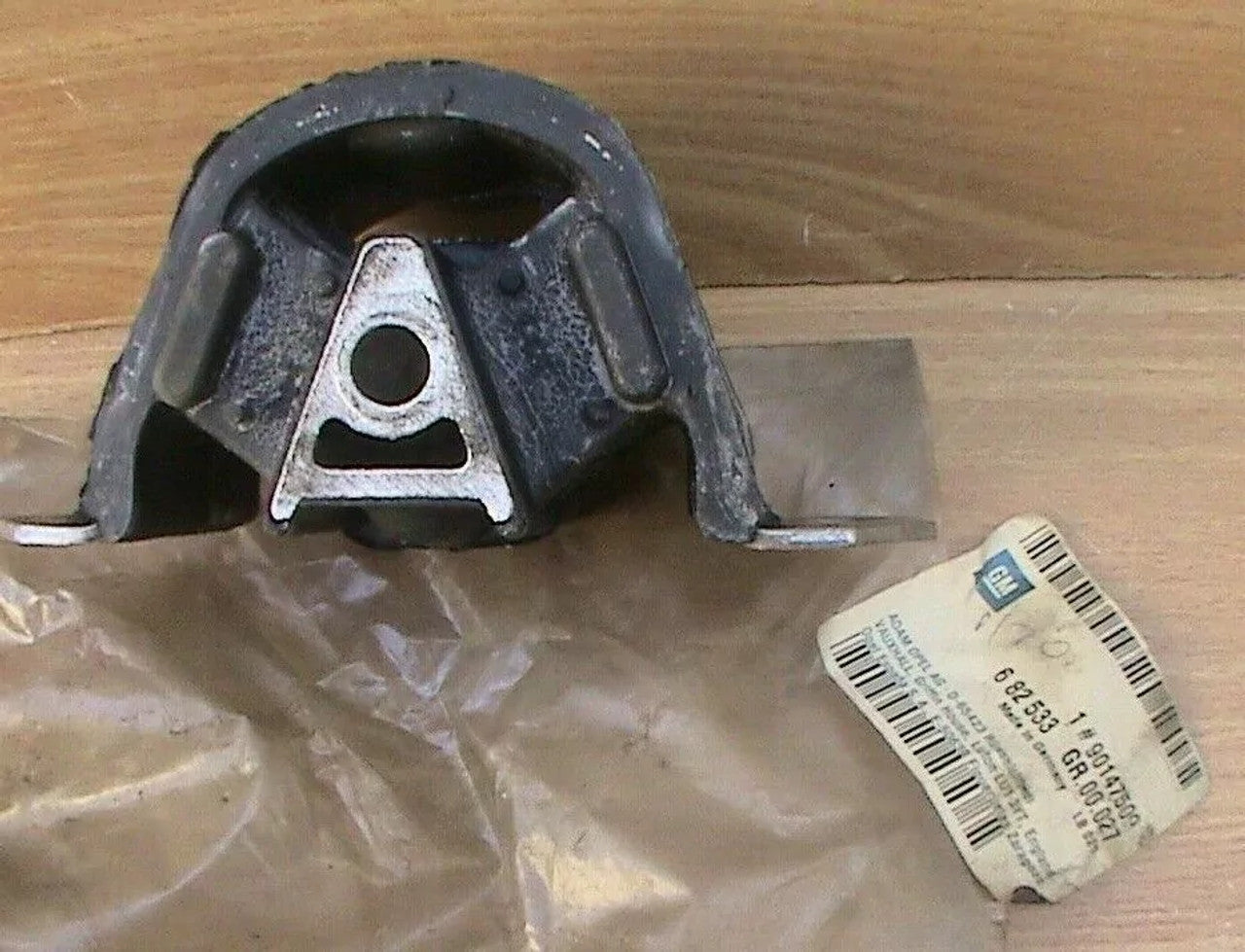 Transmission Mount Rear Gearbox fits Opel Kadett D F13 90147509 Genuine View Right