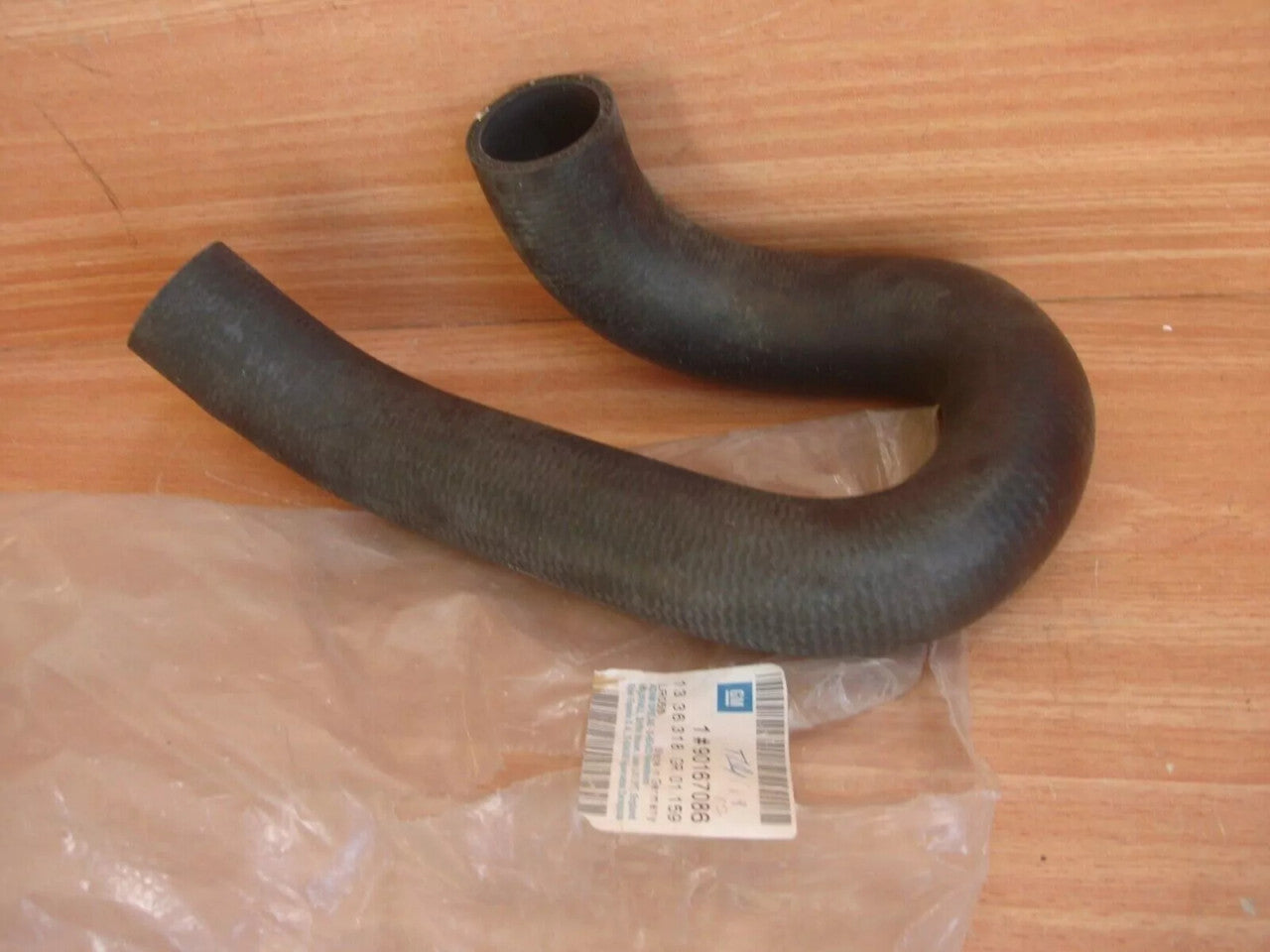 Radiator Hose Upper fits Opel Ascona C Vauxhall Cavalier 16DA 90167086 Genuine View Right
